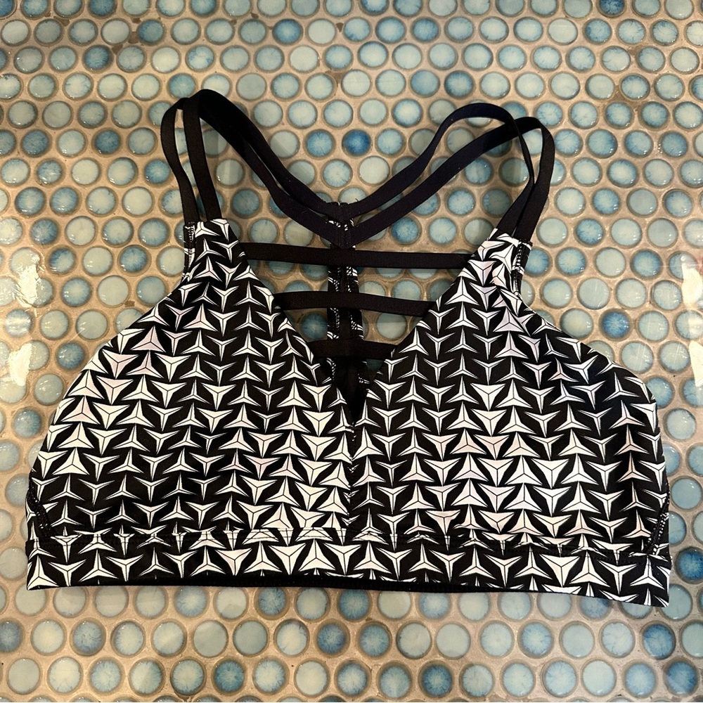 Victoria’s Secret Strappy Sports Bra